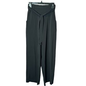 Lululemon Noir Wide Leg Pant - Women’s Size 6 (LW5E18S)